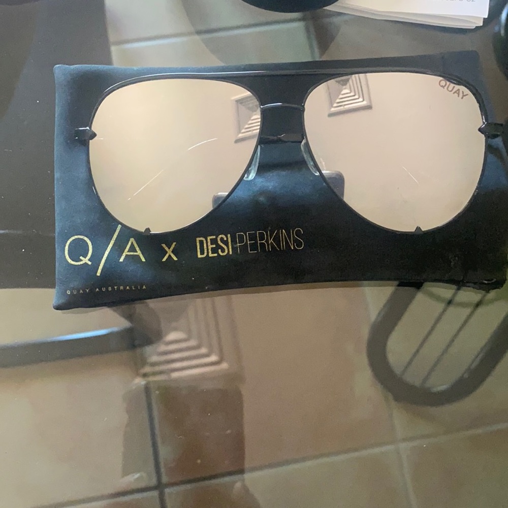 Quay Australia desi x high key
